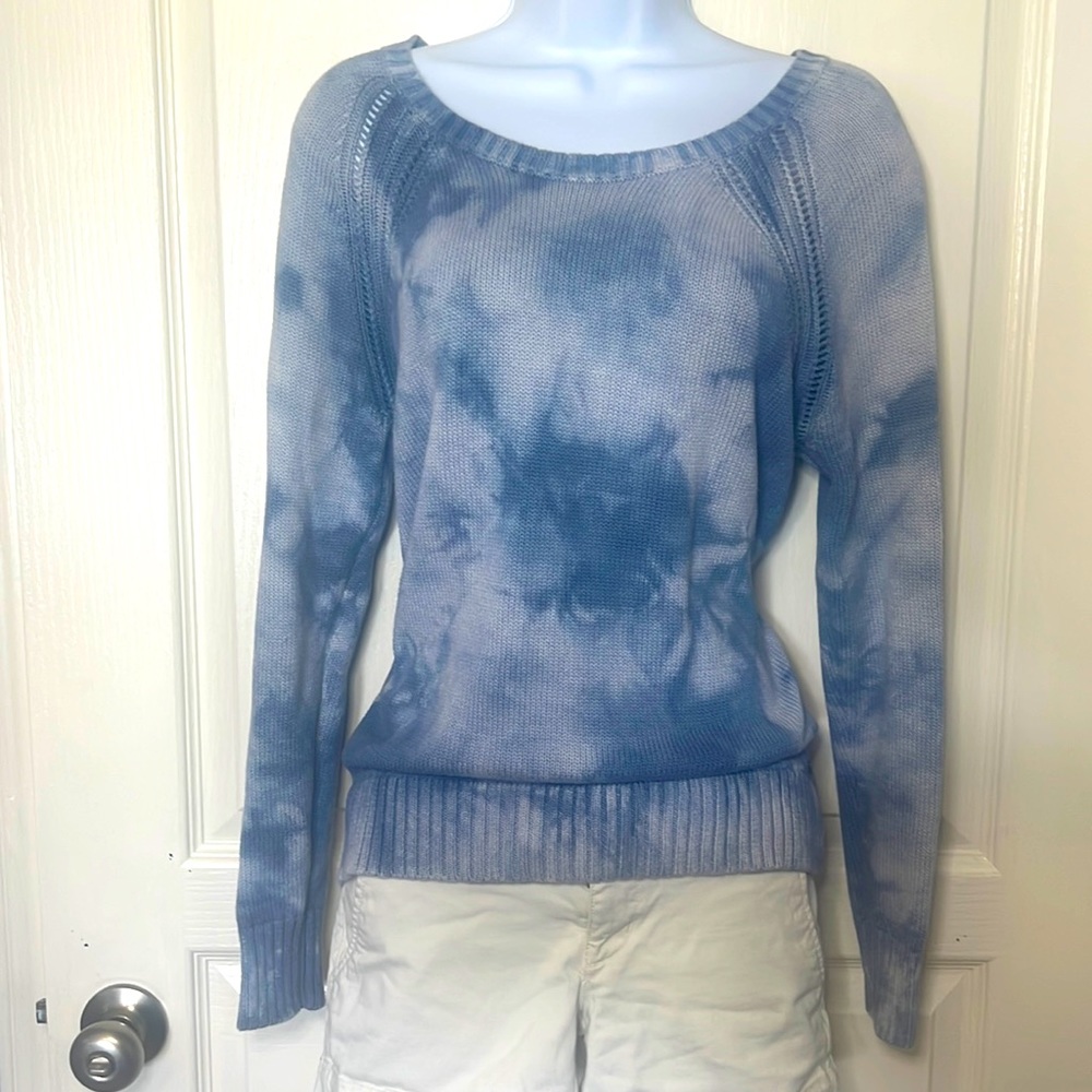 AEO. American eagle outfitters. Tie dye sweater. Blue. Large